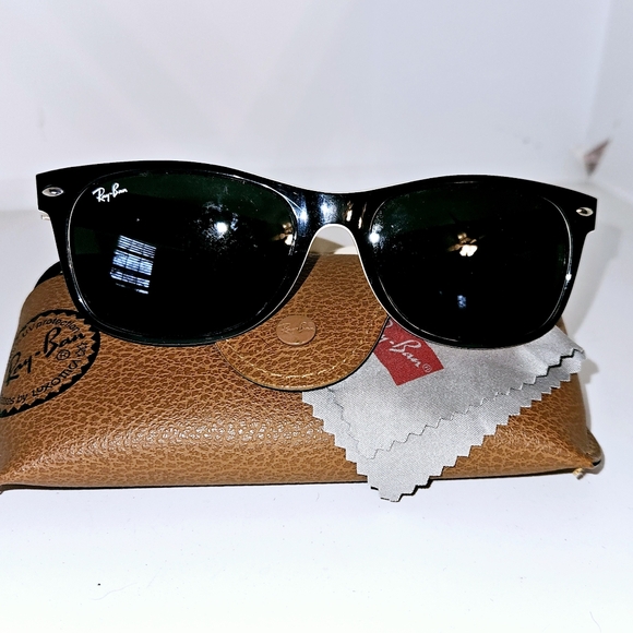 BLACK AND CREAM WAYFARERS CLASSIC RAY BANS SUNGLASSES - Picture 4 of 6